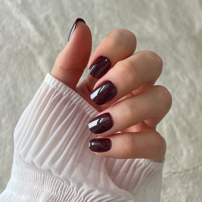 Sour grape colour press-on fake nails with chrome glaze for Halloween. Perfect for spooky season. Reusable & easy to remove. By Candy Claws.